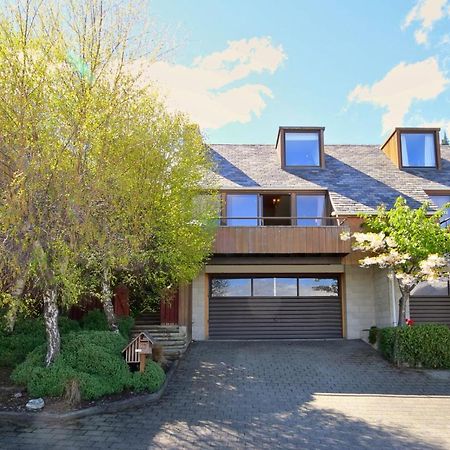 Earnslaw Central Views A Queenstown Exterior photo