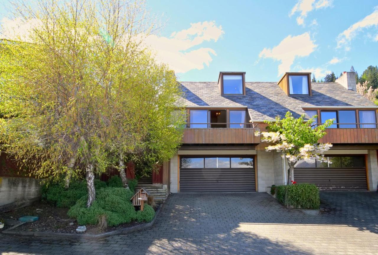 Earnslaw Central Views A Queenstown Exterior photo